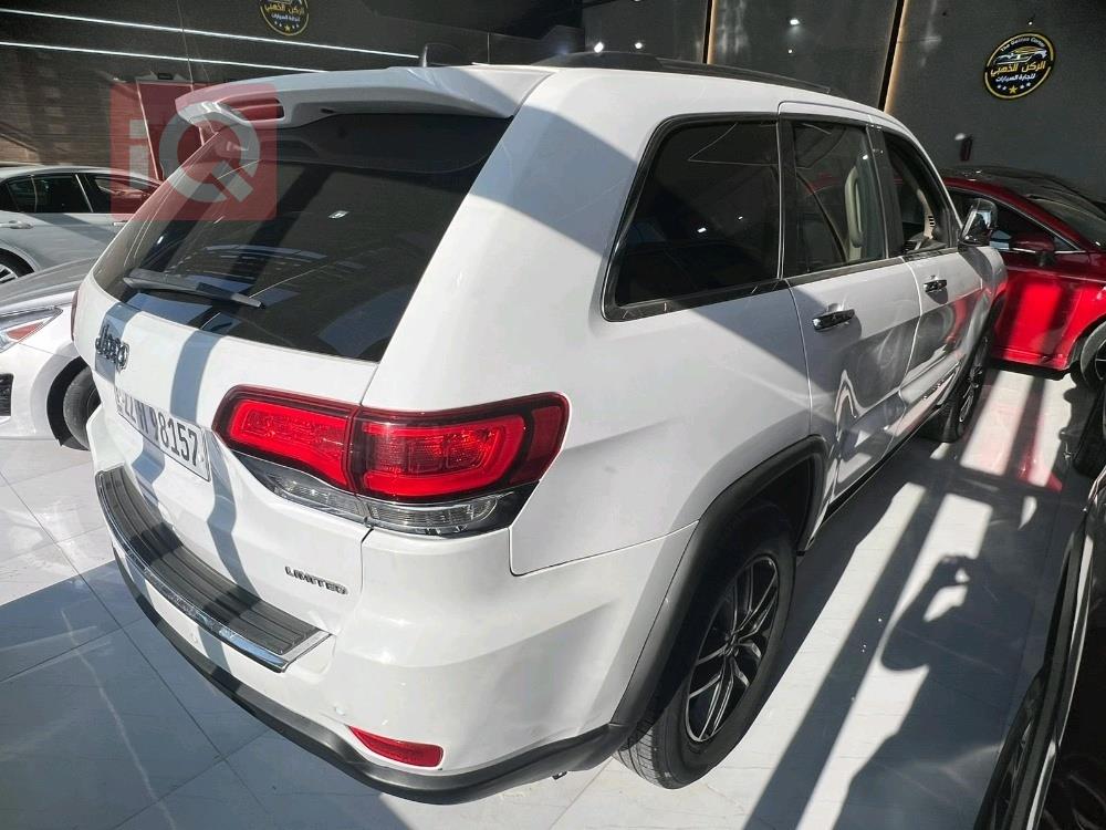 جيب جراند شيروكي